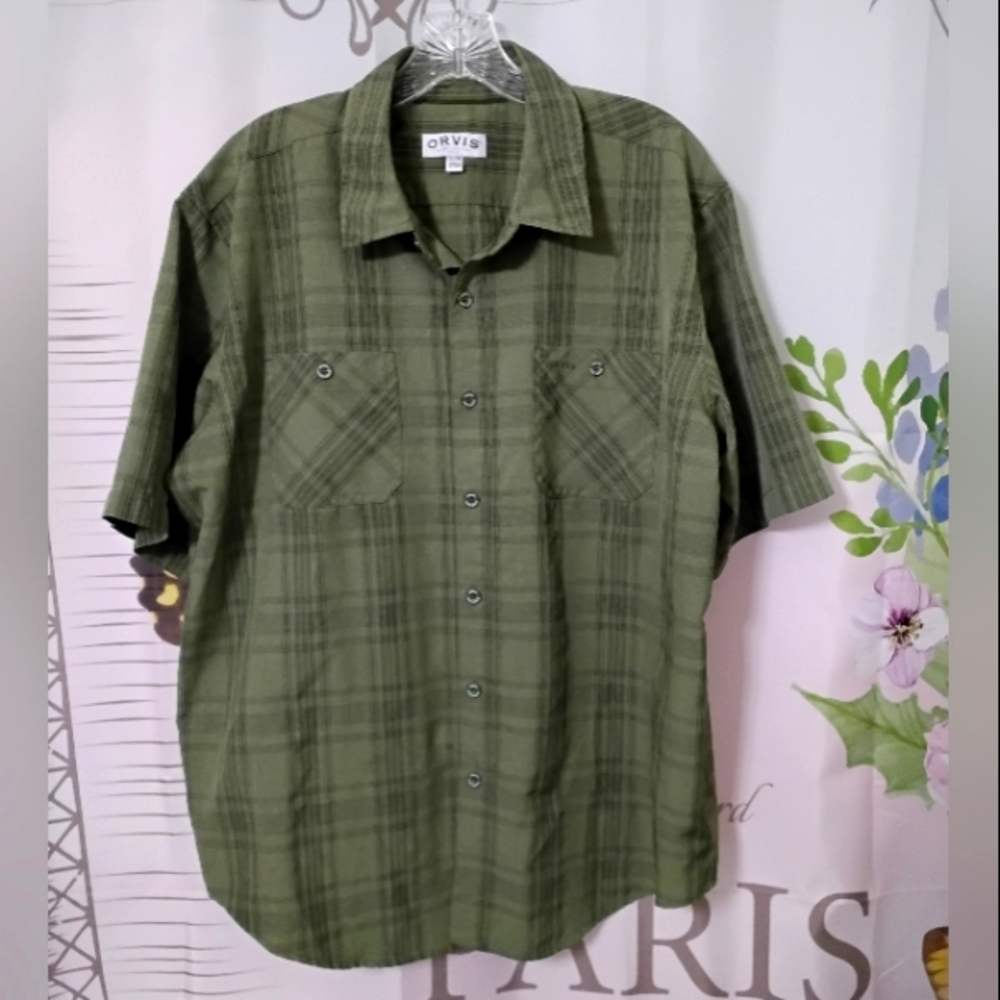 Orvis Shirt Men's XL Green Plaid Satin Button Down Pockets Hiking Safari - Picture 2 of 10